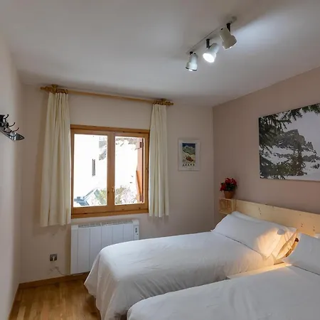 Ibon Cove, En Frente De Las Pistas De Formigal Апартаменты Сальент-де-Гальего